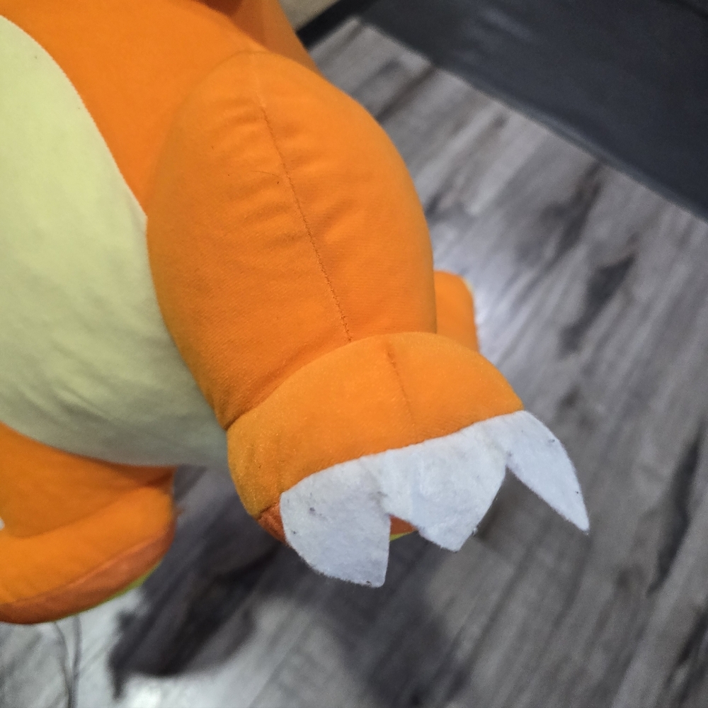 Pokemon Charmander Plush - Picture 8 of 11